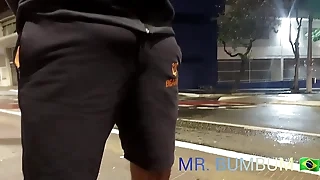 PAPAI URSO Not much PONTO DE ÔNIBUS DE PAU DURO LEVA A PUTINHA PRA CASA E DA UM CHA DE PIROCA PRA VADIA ( COMPLETO Not much RED)