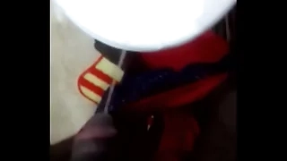 Eu mijando em casa